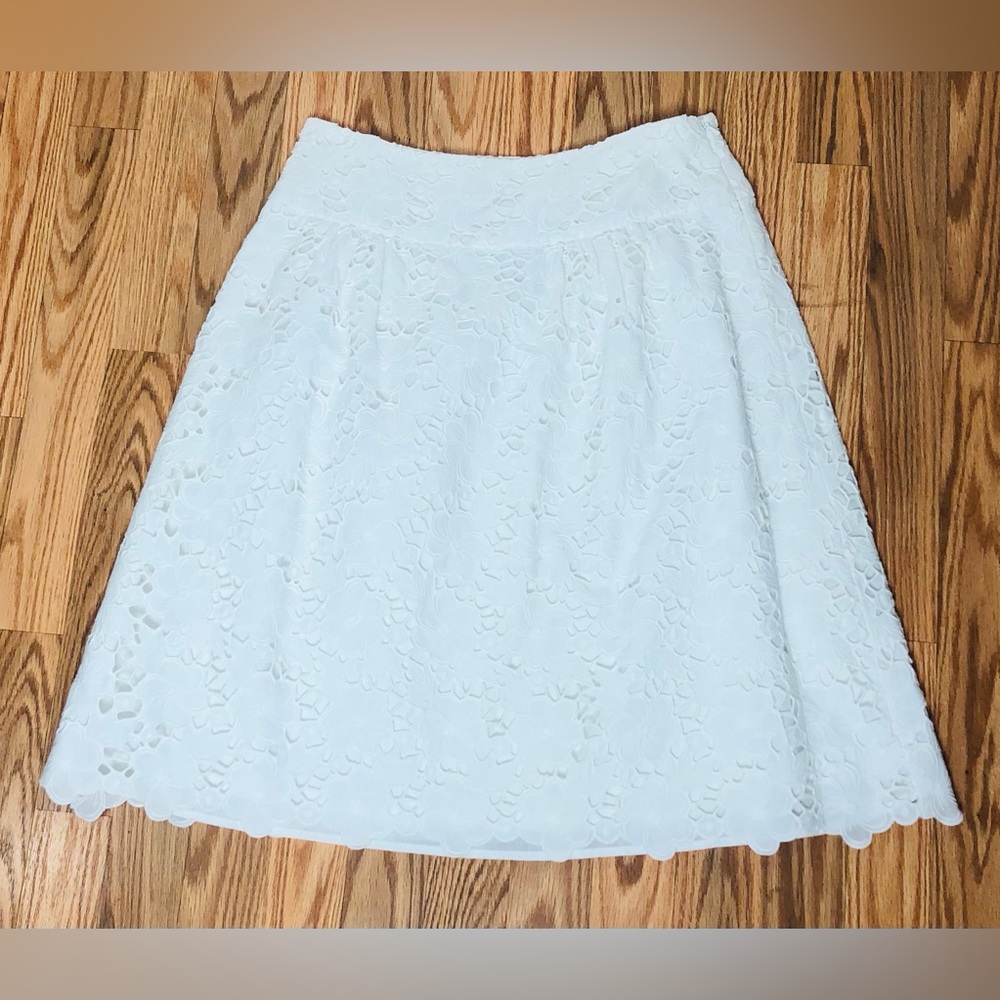 Lilly Pulitzer White Eyelet Floral Skirt Sz 2 Preppy Easter Lined Kentucky Derby